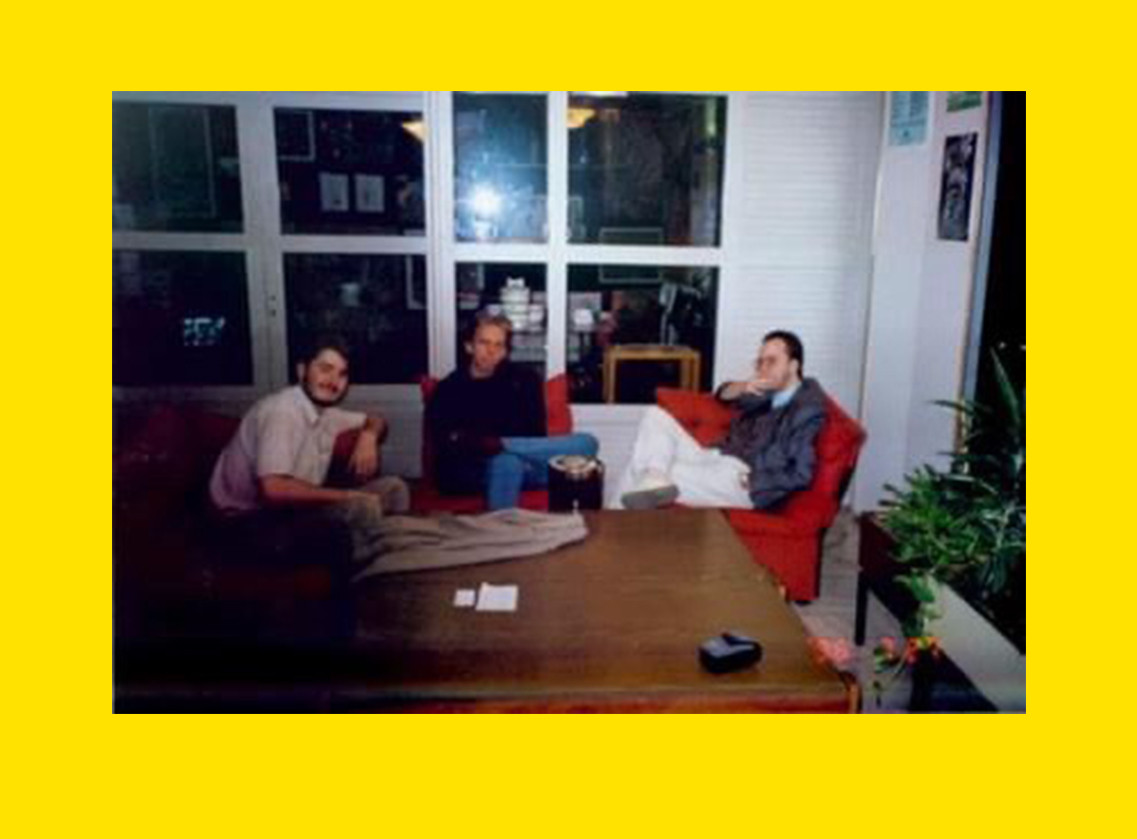 Tamás Gábor "Mapett", aki pécsi-ként segített a rendezvény lebonyolításában. (Bal oldalt)